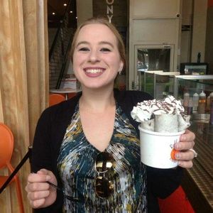 Meet your Posher, Laura